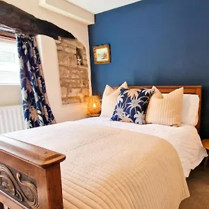 The Old Wash Kitchen - Charming Character In Holmfirth, Yorkshire Holiday home Holmfirth